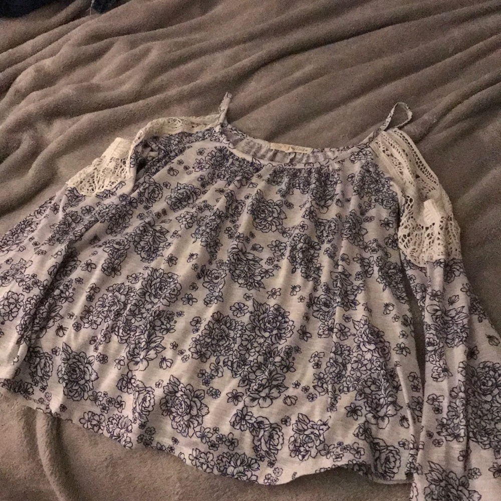 Floral spaghetti strap long sleeve w/ lace